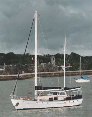 BoatPict.jpg - 12711 Bytes